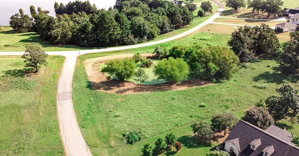 1.19 acres in Henderson County gallery image 4