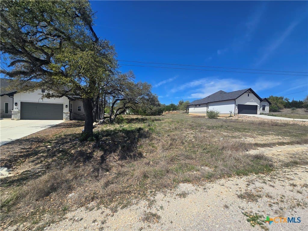 0.23 acres in Blanco County gallery image 4