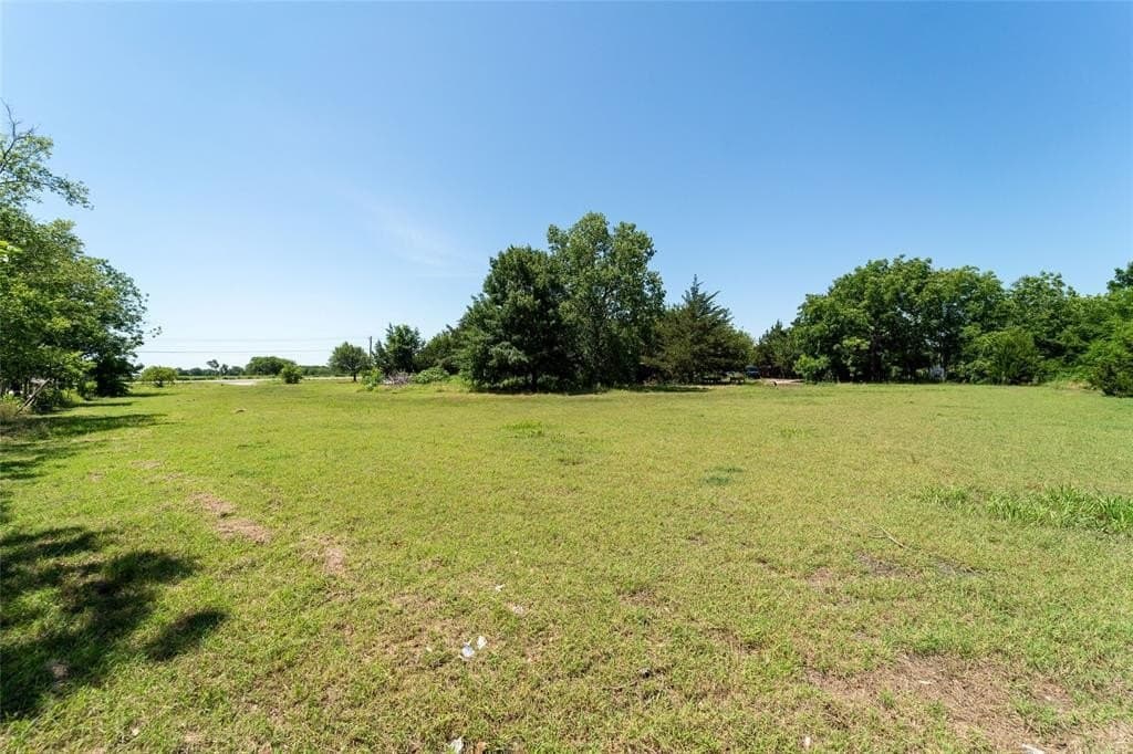 1 acres in Johnson County gallery image 2