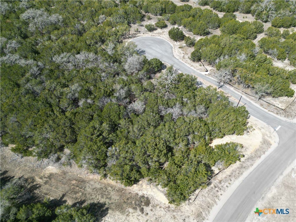 2 acres in Burnet County gallery image 2