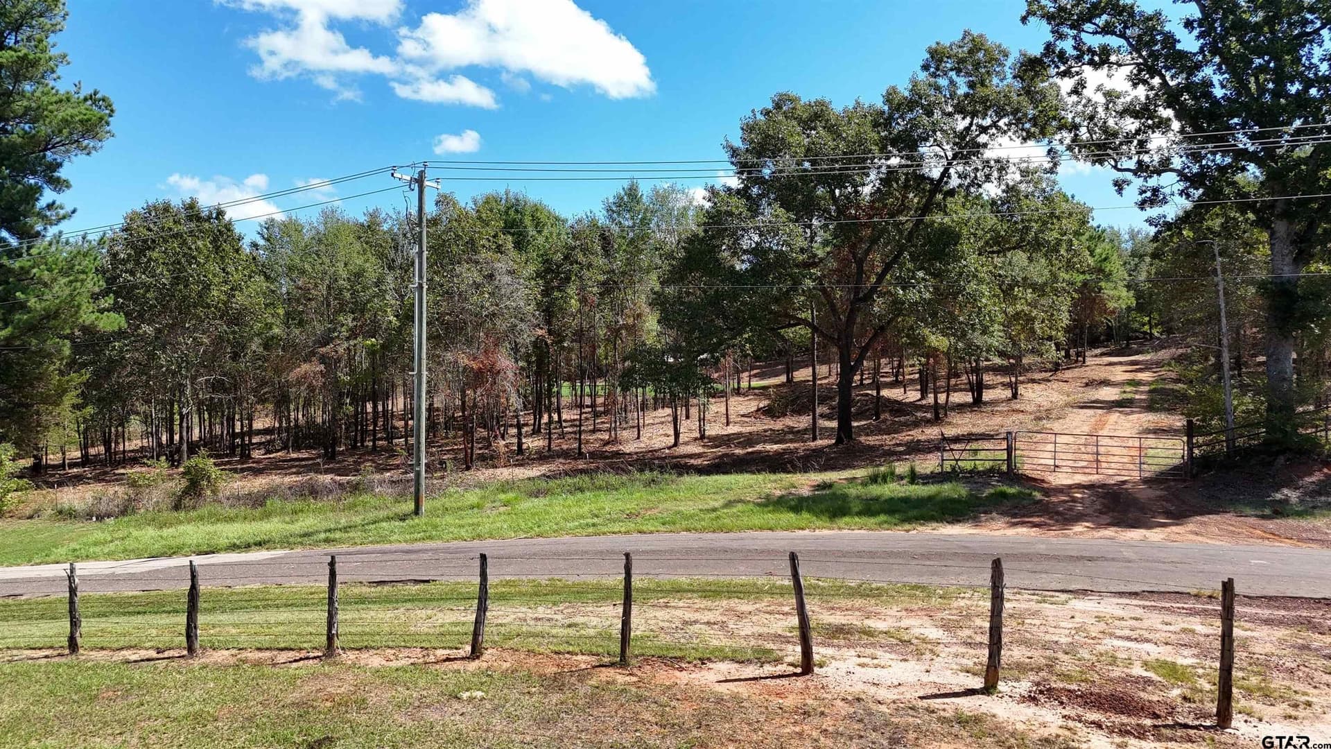 7.96 acres in Smith County - photo 3