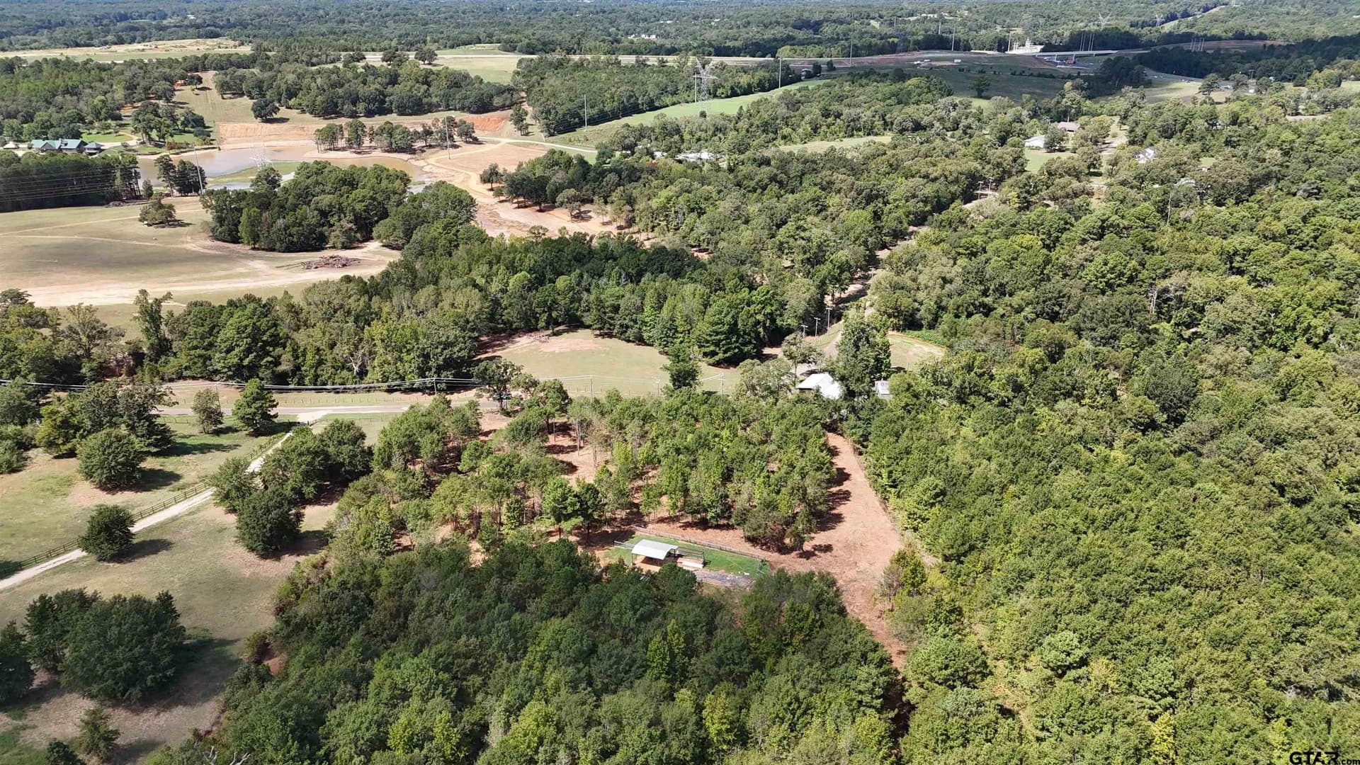 7.96 acres in Smith County - photo 2