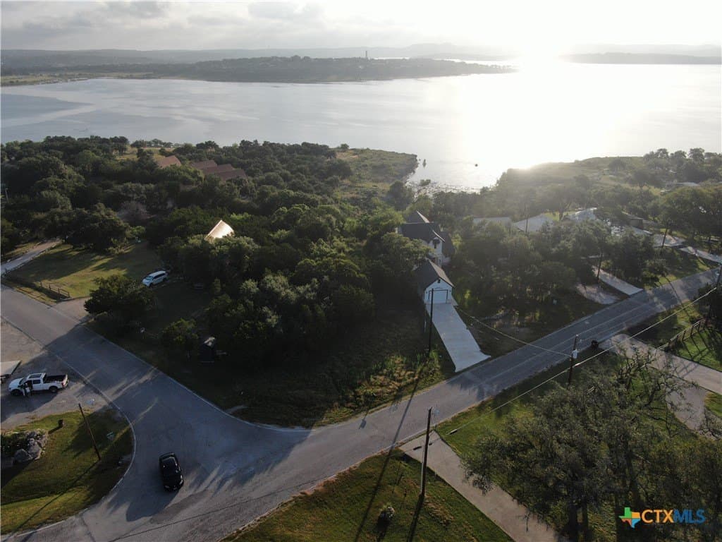 0.43 acres in Comal County - photo 8
