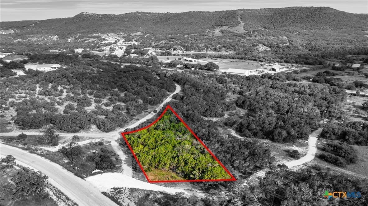 10.14 acres in Bandera County gallery image 2