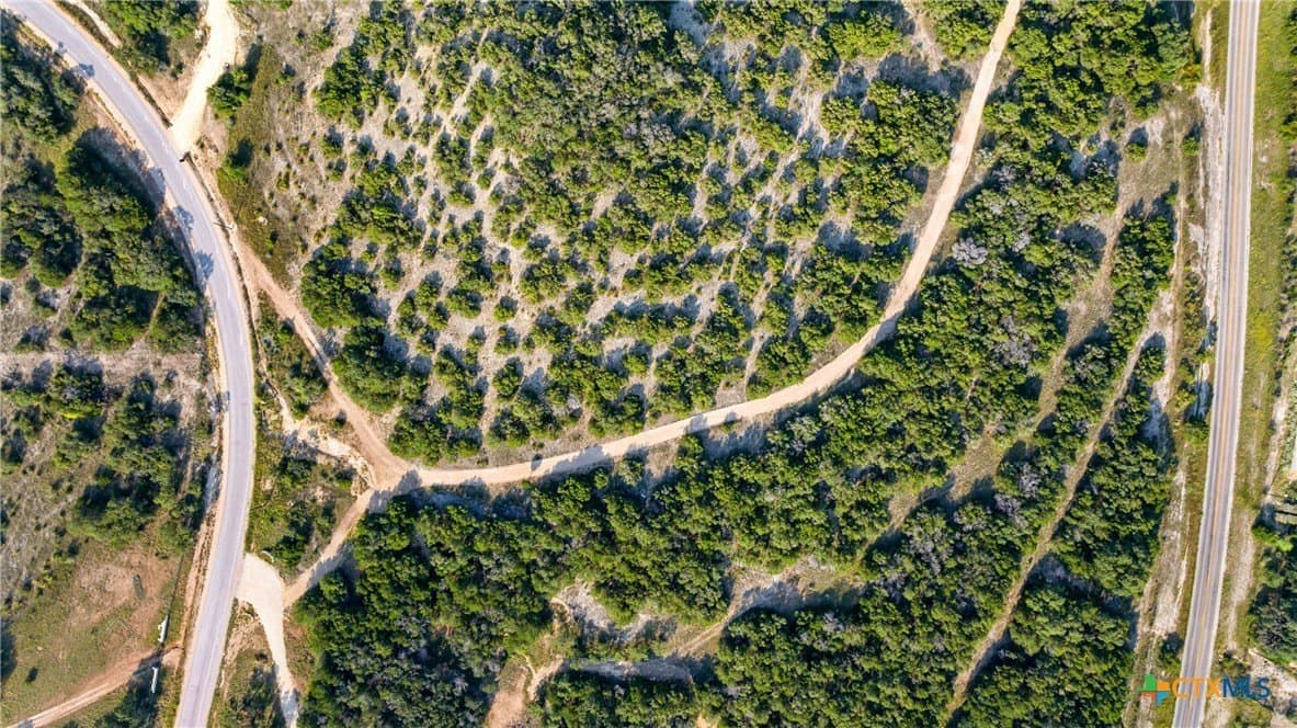 10.14 acres in Bandera County gallery image 3