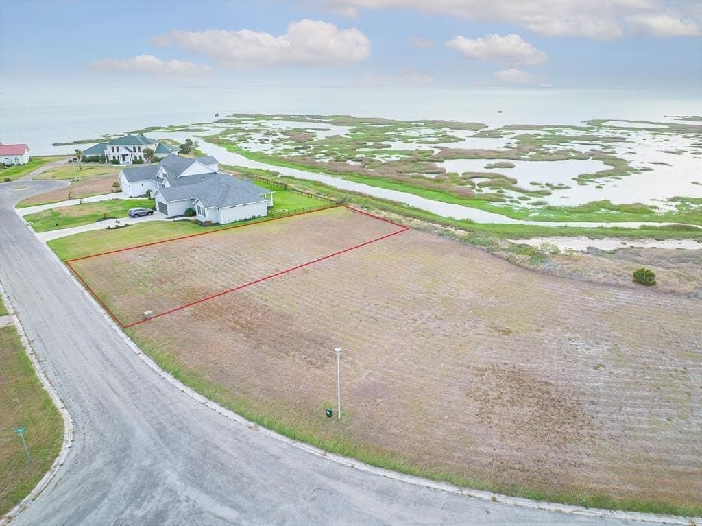 0.35 acres in Aransas County gallery image 3