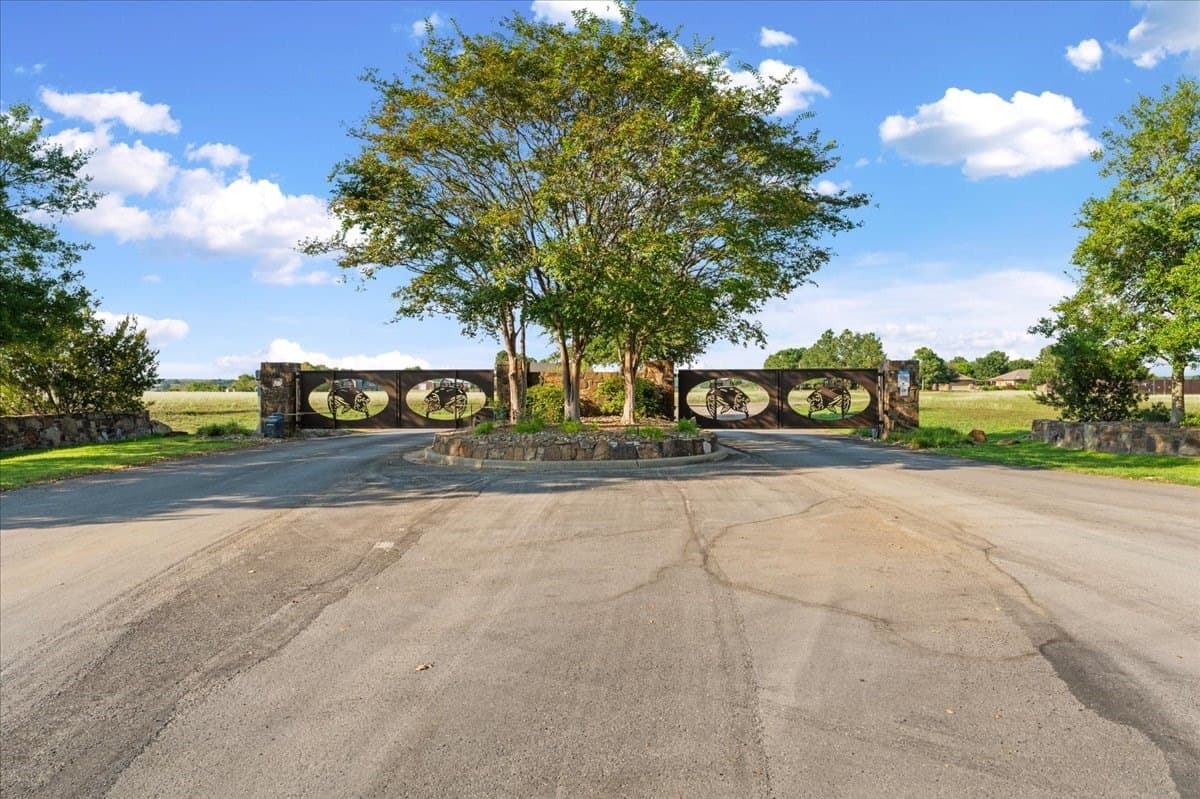 6.29 acres in Henderson County - photo 2