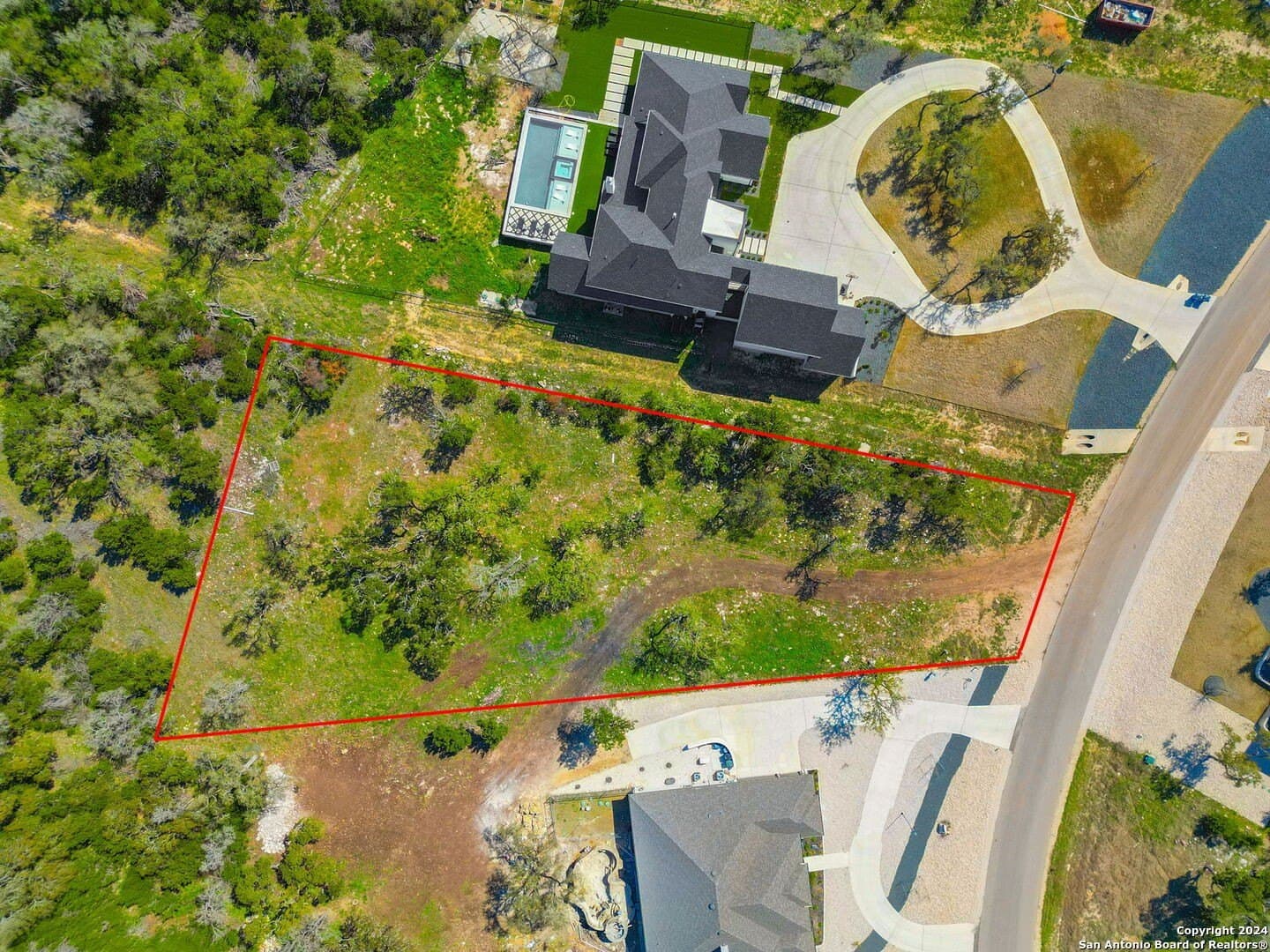 1.03 acres in Comal County - photo 9