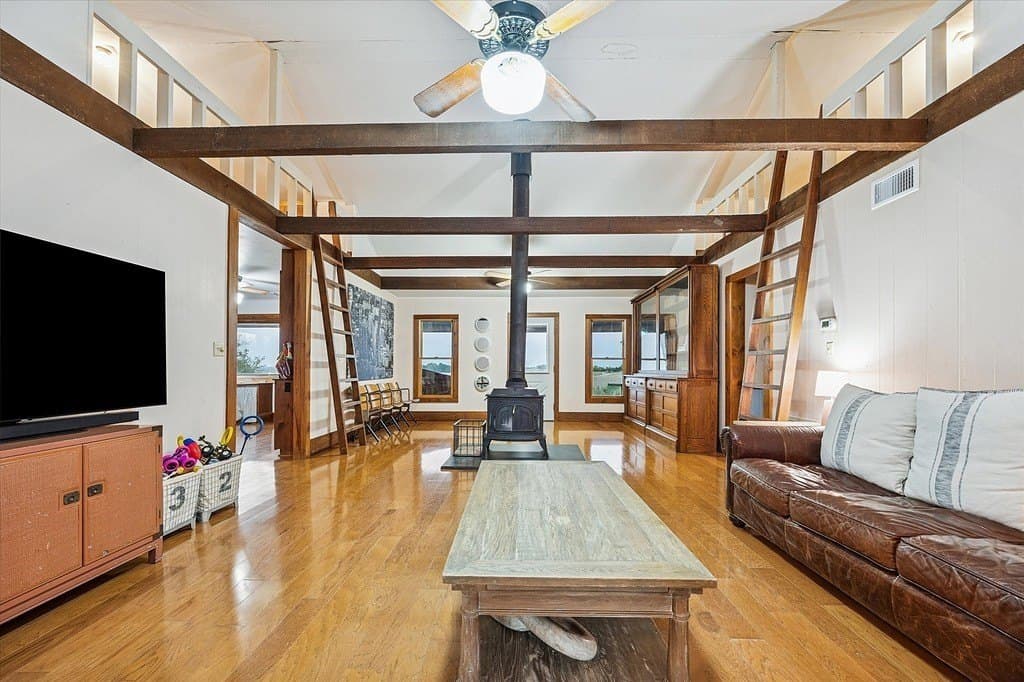 33.68 acres in Austin County gallery image 3