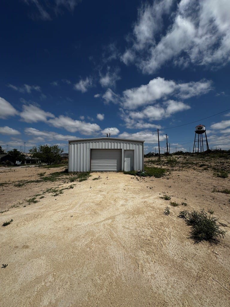 0.32 acres in Upton County gallery image 3