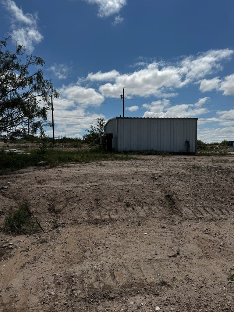 0.32 acres in Upton County gallery image 2
