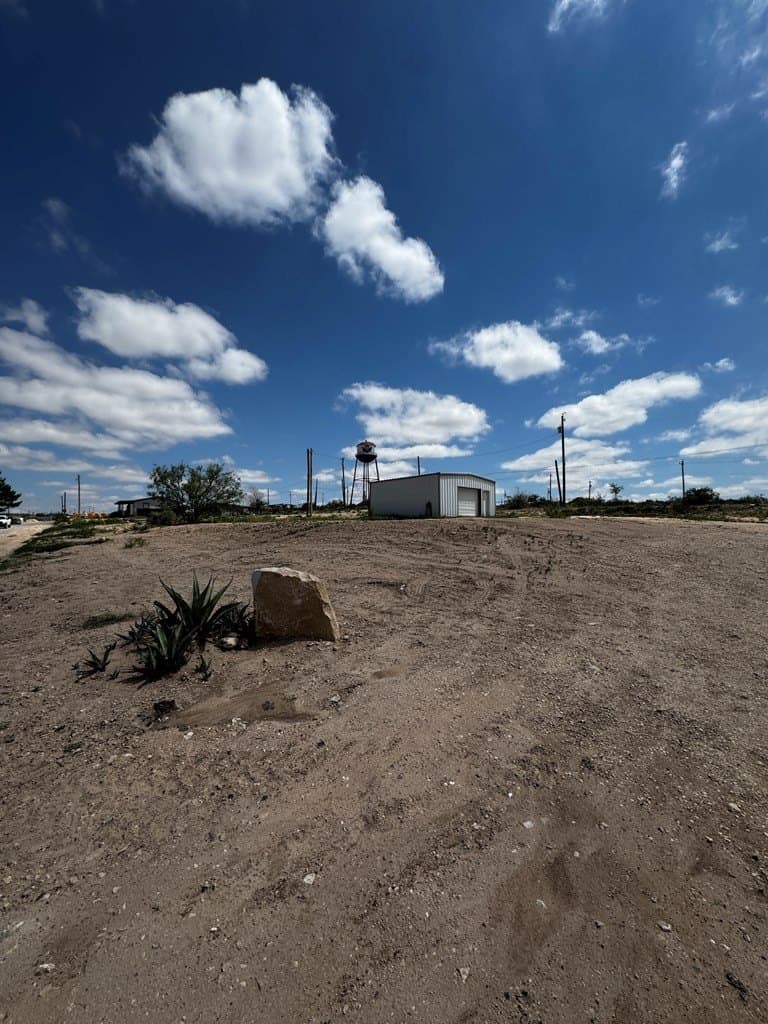 0.32 acres in Upton County gallery image 4