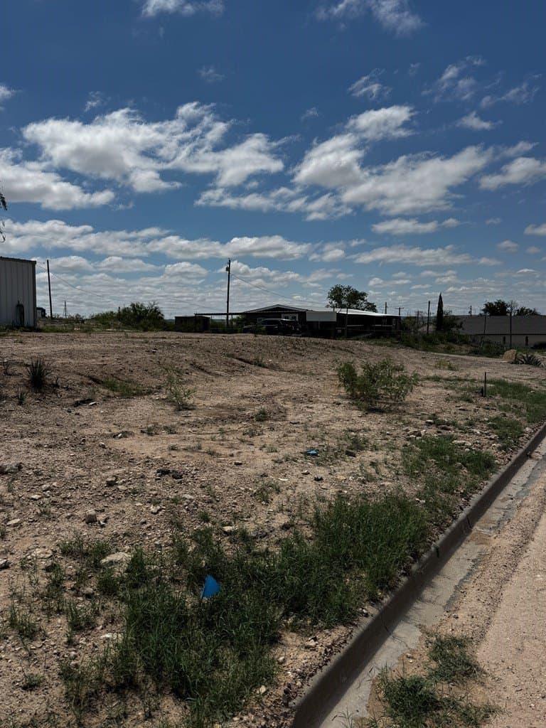 0.32 acres in Upton County featured view
