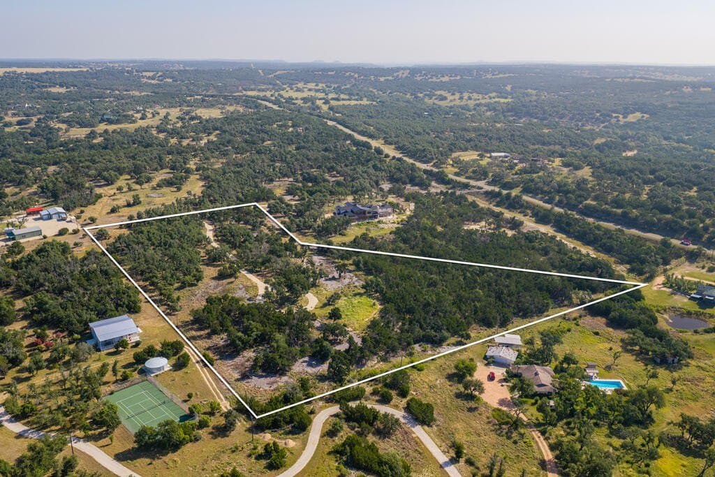 10 acres in Gillespie County - photo 25