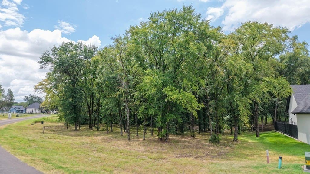 0.71 acres in Kaufman County - photo 15