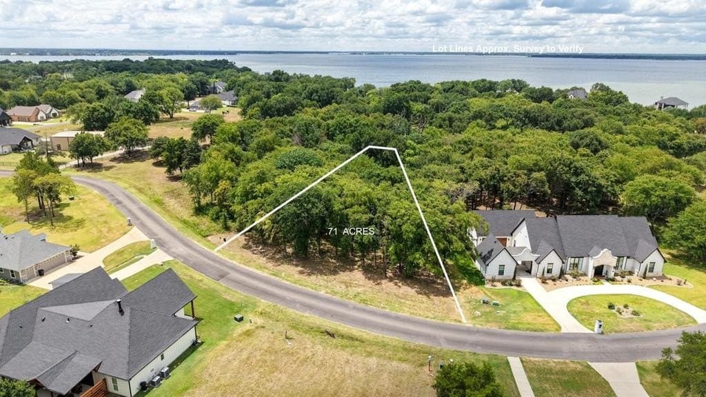 0.71 acres in Kaufman County