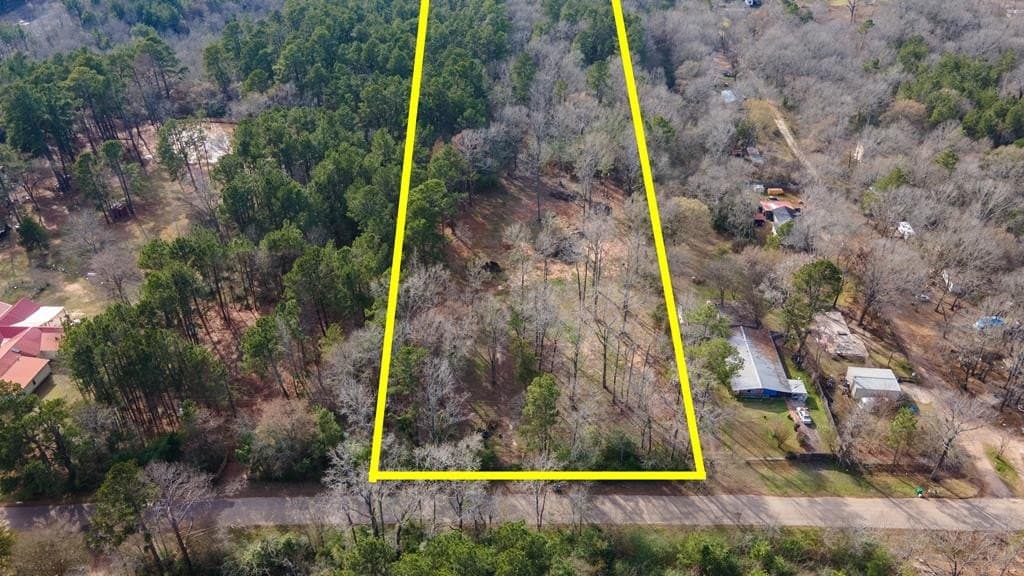 9.89 acres in Texas County