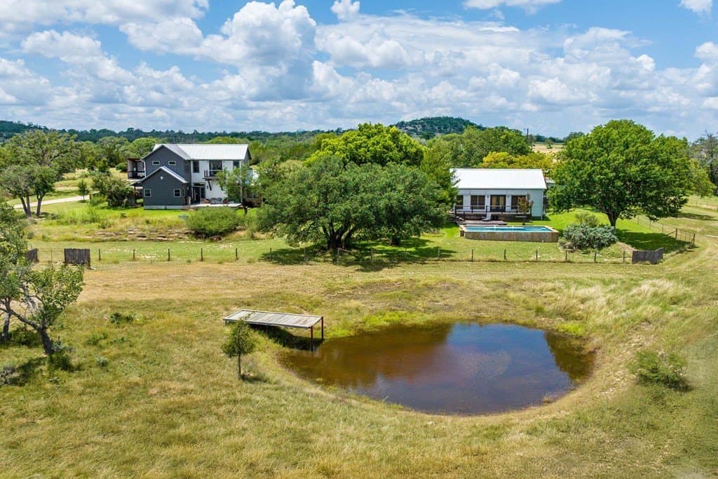 15 acres in Gillespie County gallery image 3