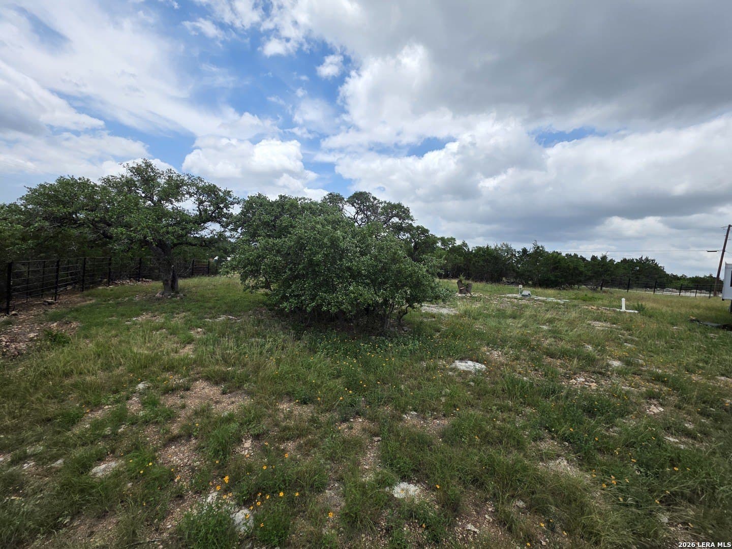0.95 acres in Comal County