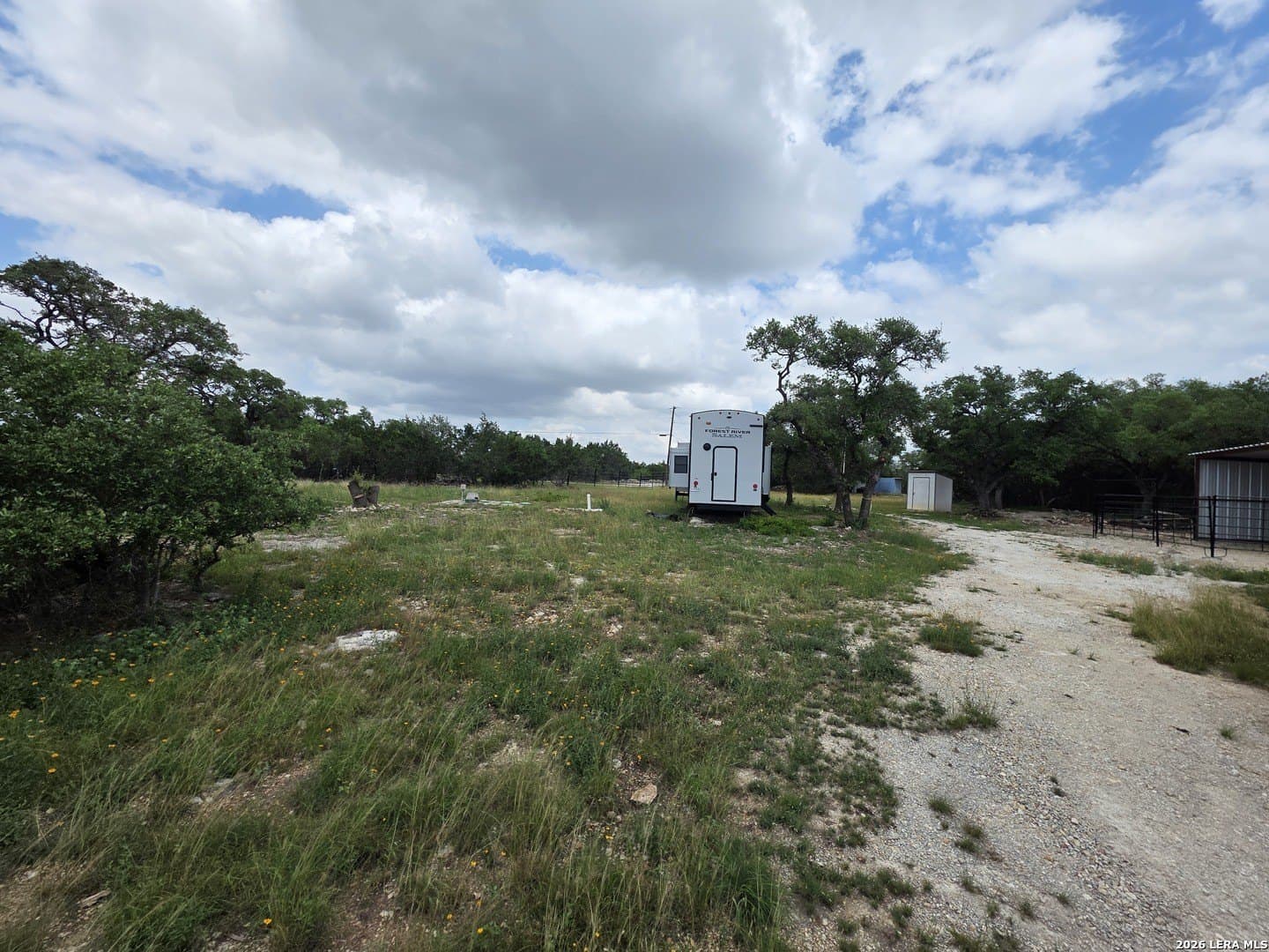 0.95 acres in Comal County gallery image 3