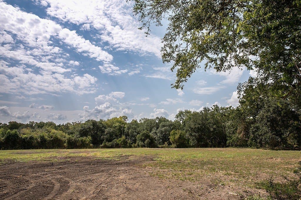 1 acres in Washington County gallery image 2