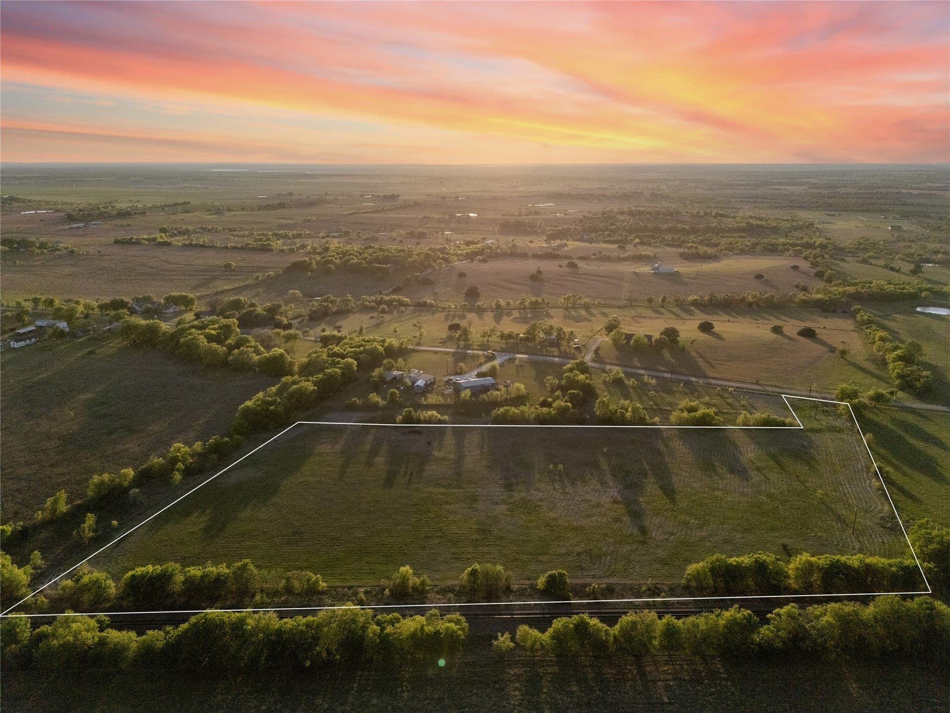 7.77 acres in Bell County gallery image 4