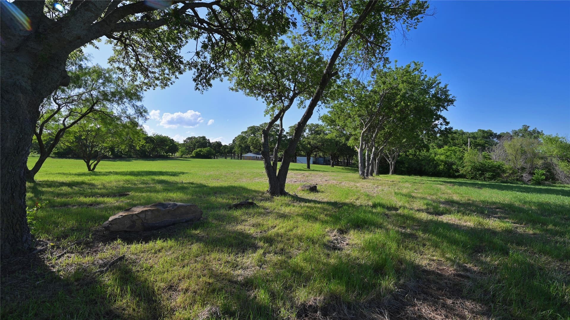 1.12 acres in Montague County gallery image 4