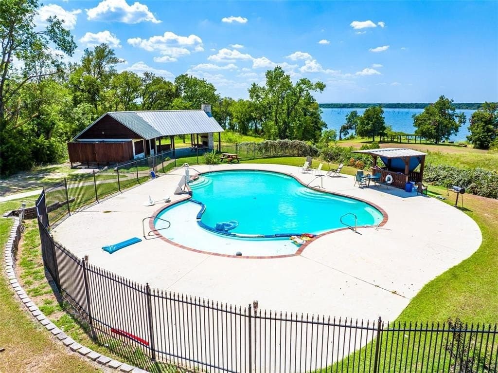 0.49 acres in Hunt County featured view