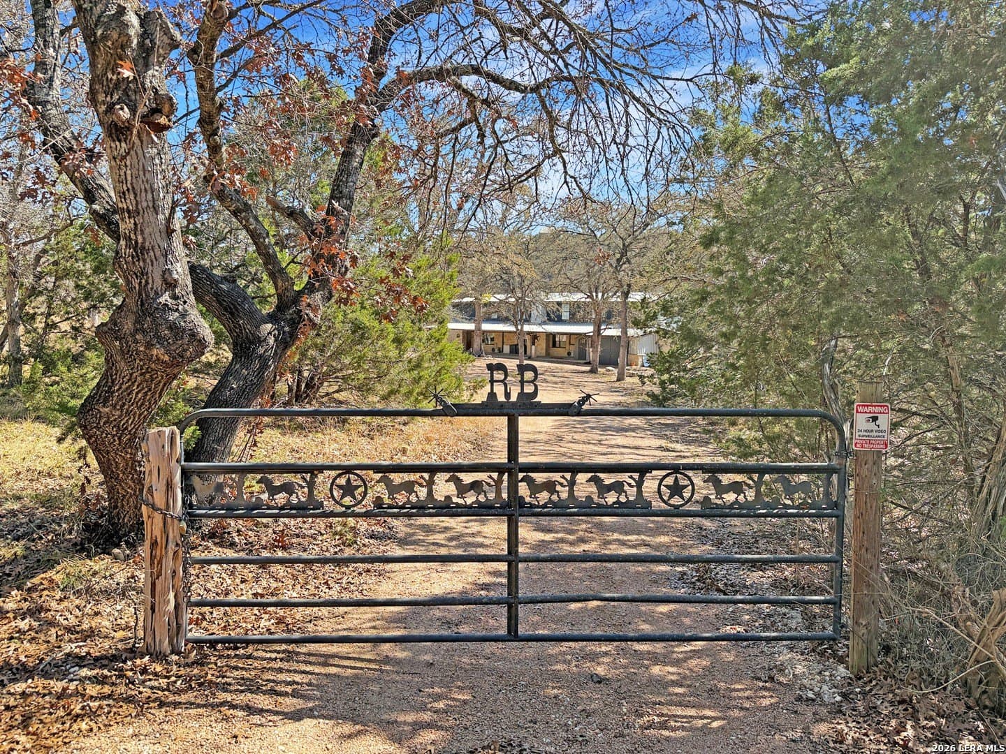 13.94 acres in Kerr County - photo 38