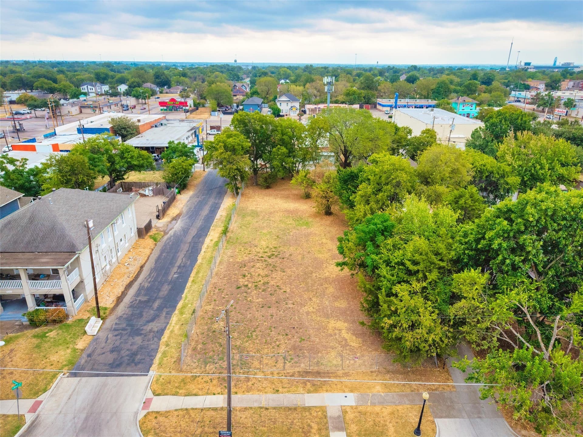 0.41 acres in Dallas County - photo 7