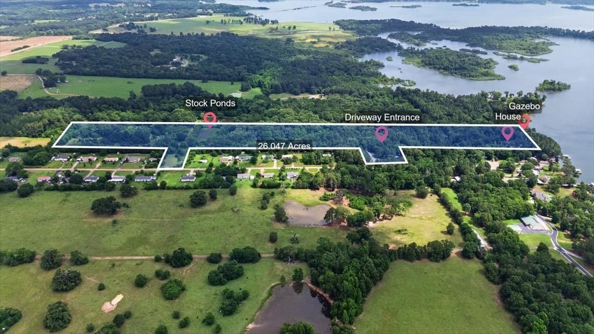 26.05 acres in Henderson County - photo 2