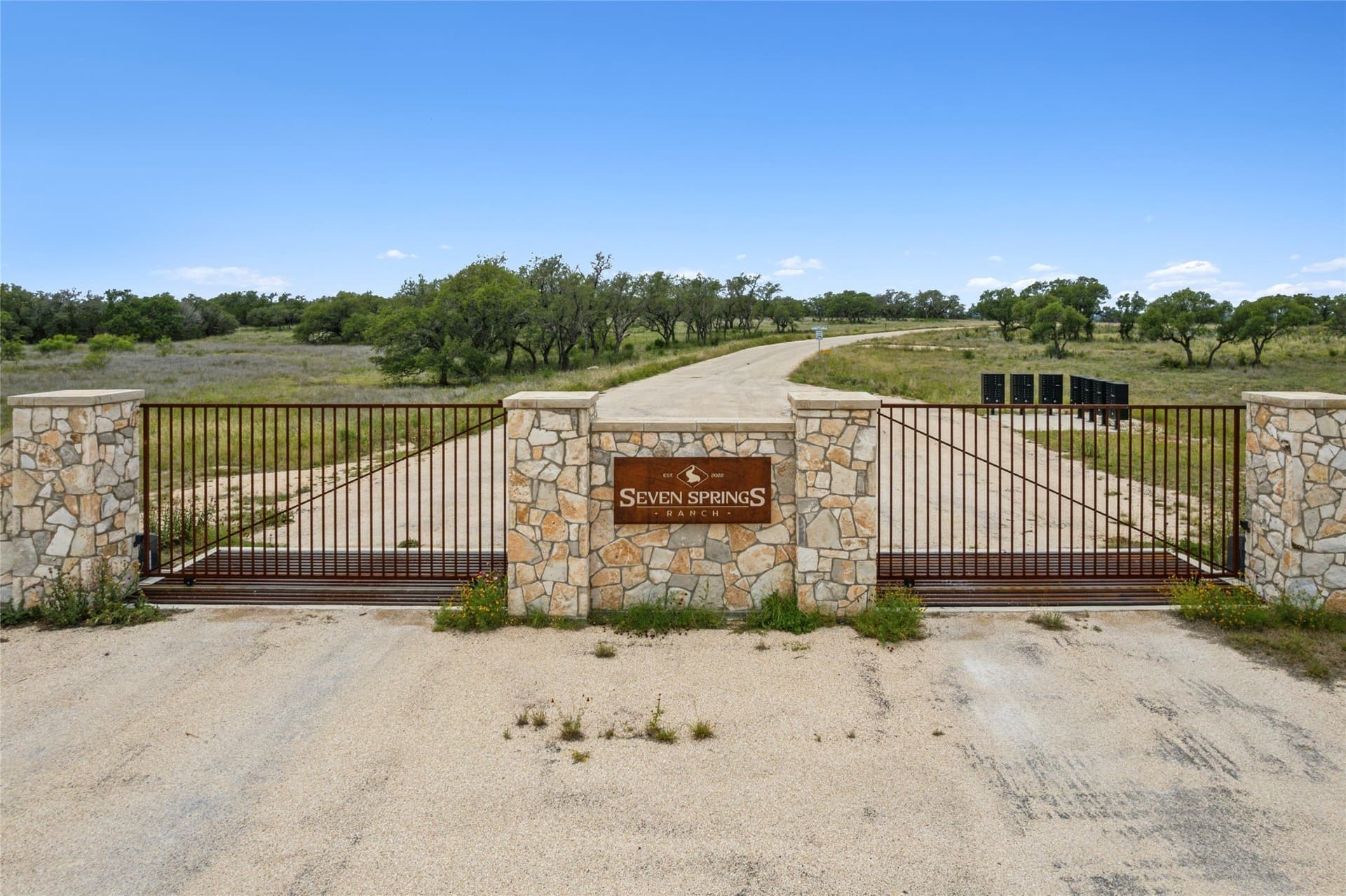 10.02 acres in Kimble County gallery image 2