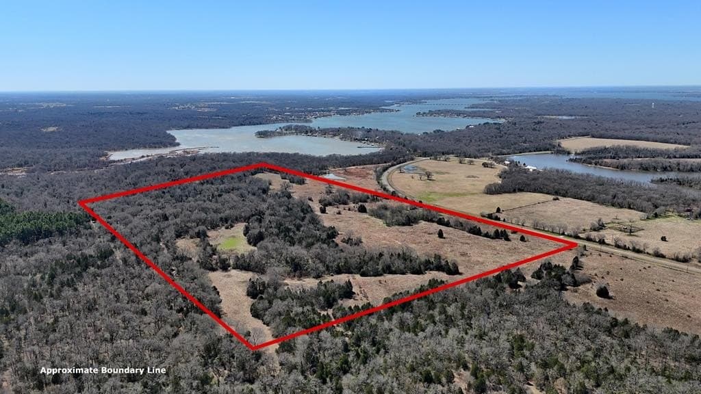 84.48 acres in Henderson County