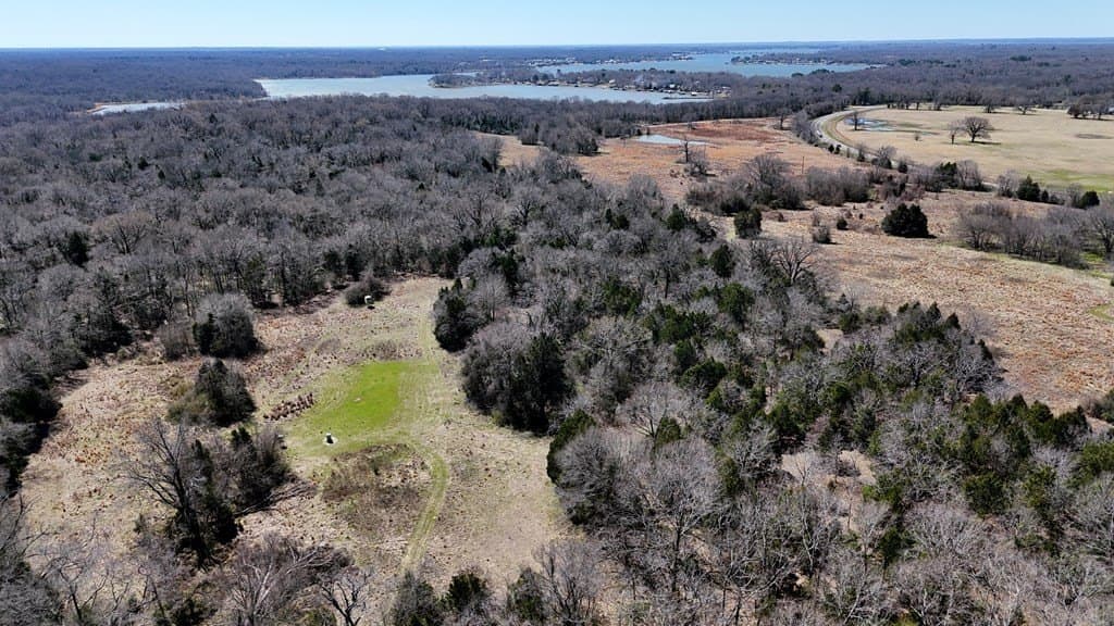 84.48 acres in Henderson County - photo 2