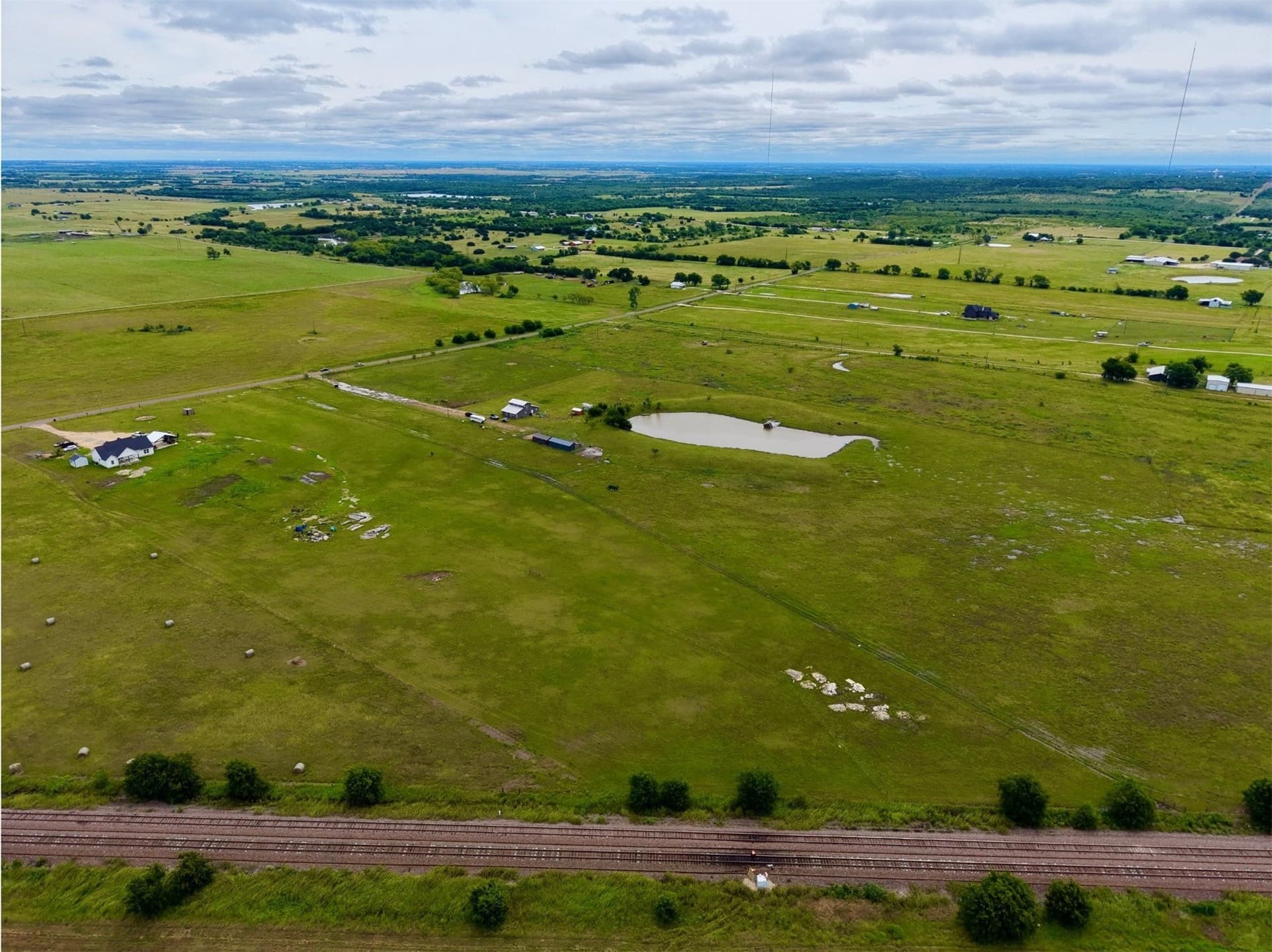 5.06 acres in McLennan County - photo 3