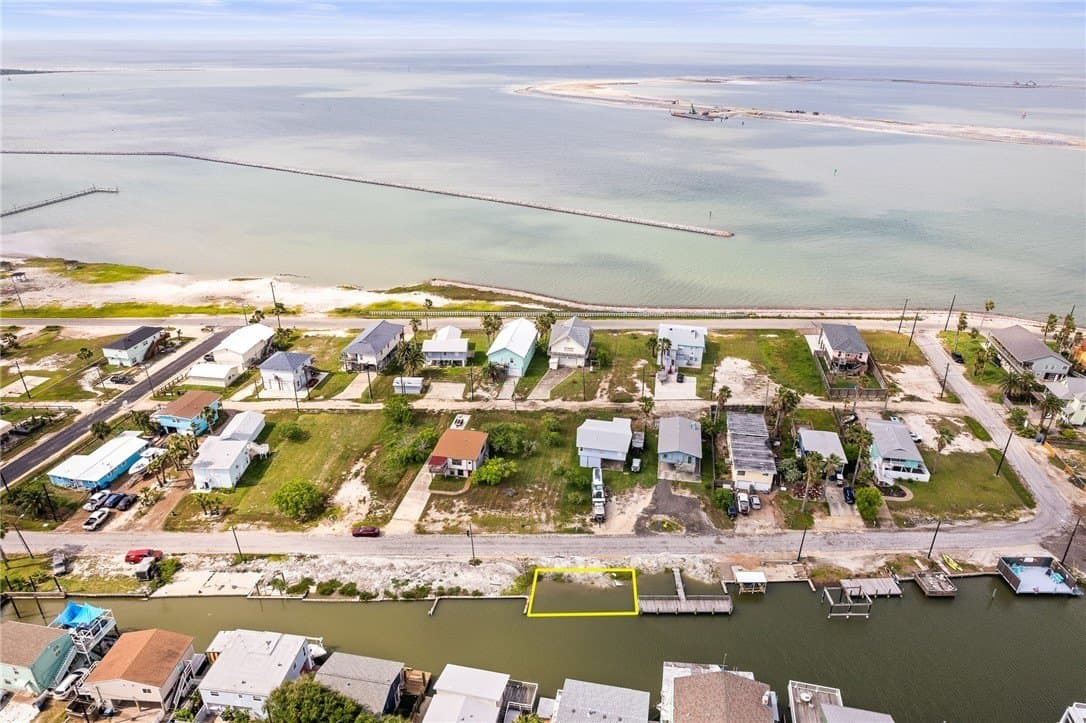 0.37 acres in San Patricio County - photo 14