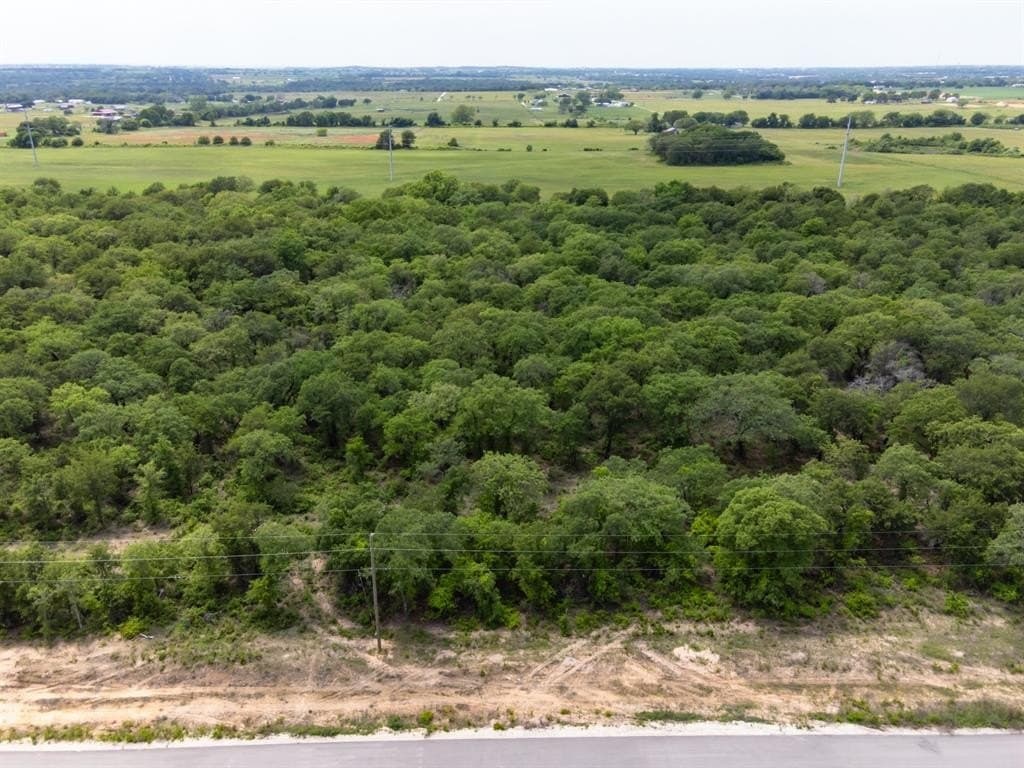2.72 acres in Hood County