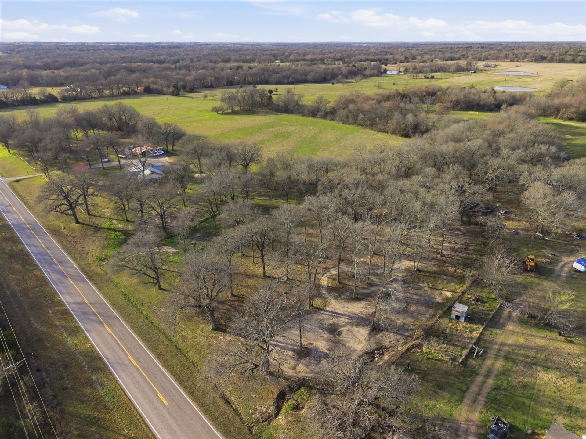 1 acres in Hunt County gallery image 2