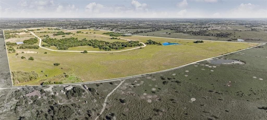 11.35 acres in Erath County