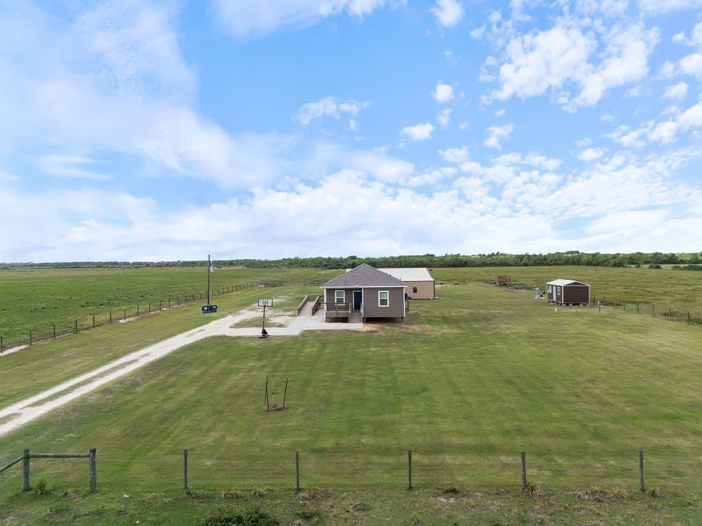 14.24 acres in Blessing Area County gallery image 3