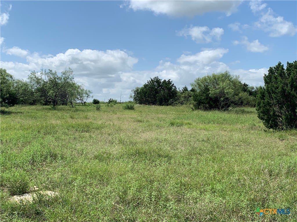 12.01 acres in Hamilton County - photo 9
