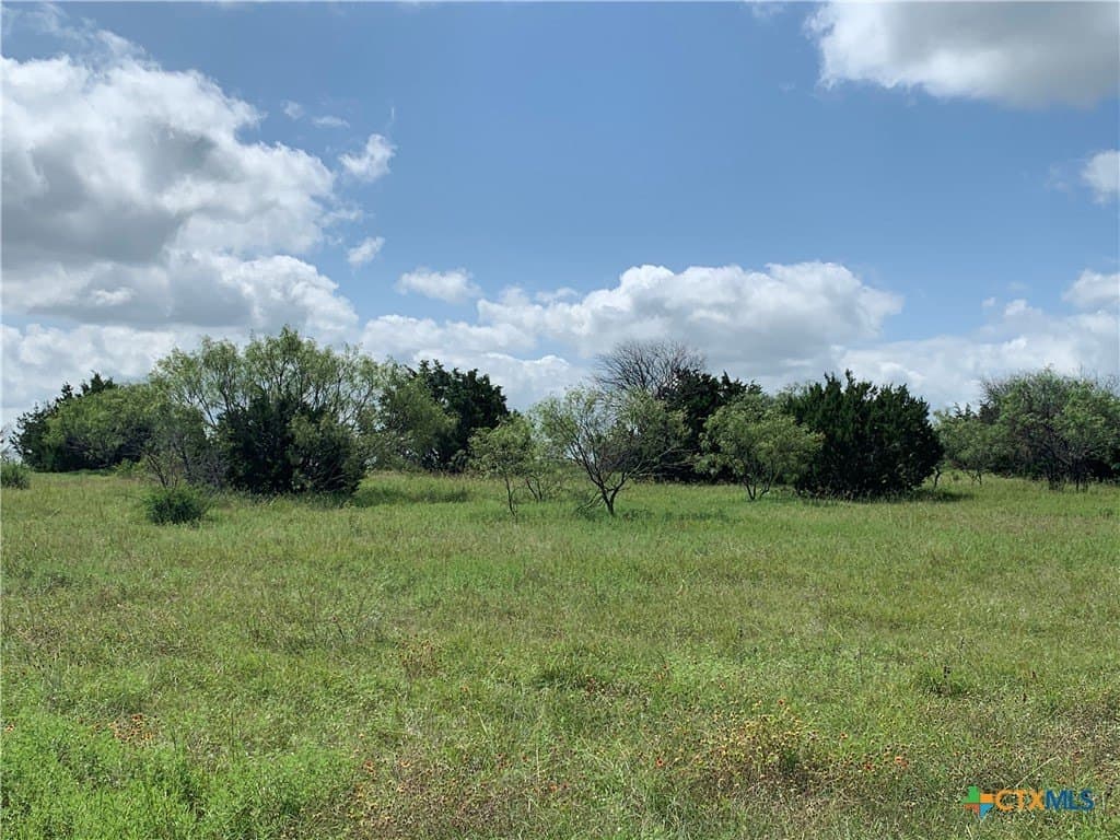 12.01 acres in Hamilton County - photo 11