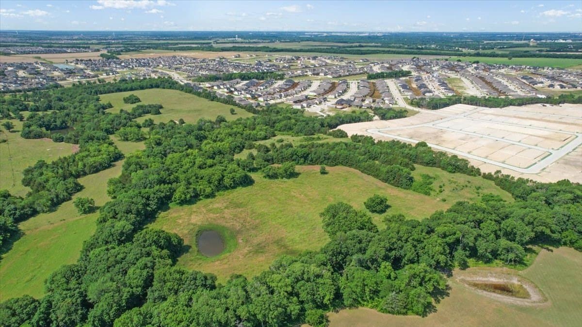 31.5 acres in Collin County - photo 10