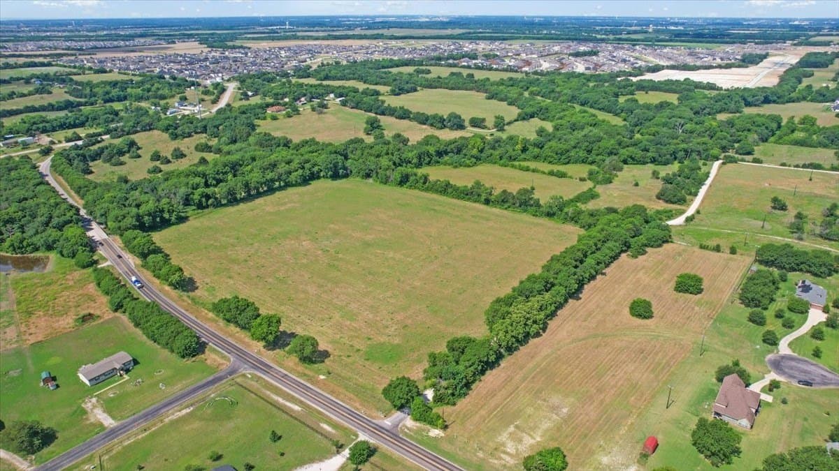 31.5 acres in Collin County - photo 2