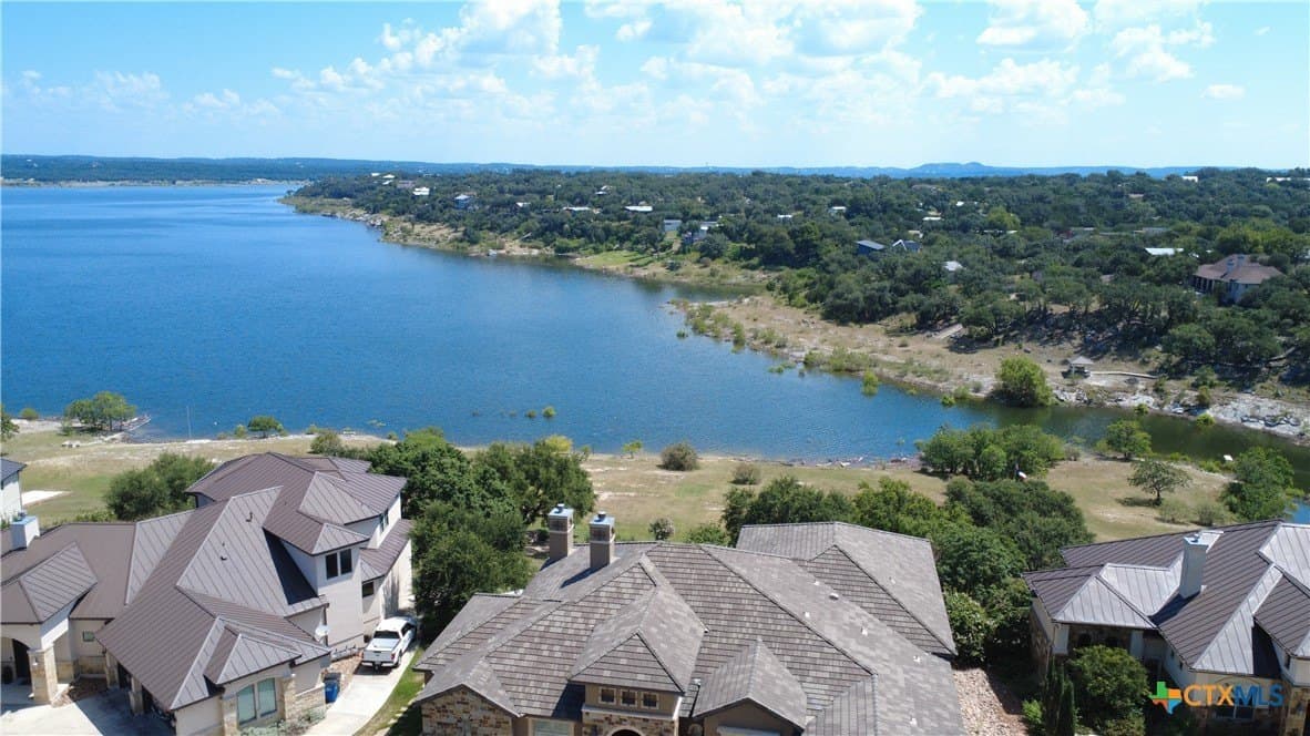 0.84 acres in Comal County - photo 26