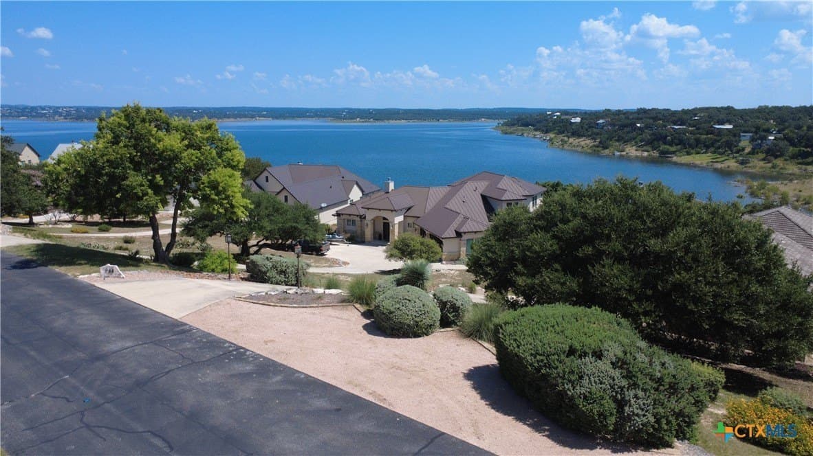 0.84 acres in Comal County - photo 19