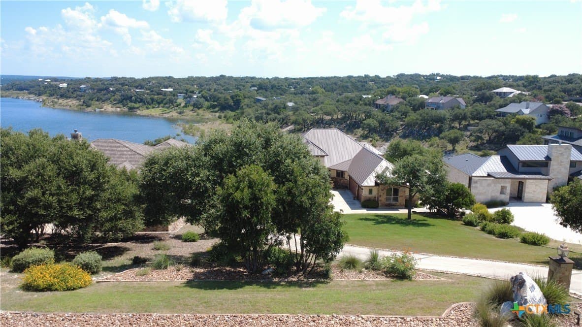 0.84 acres in Comal County - photo 7