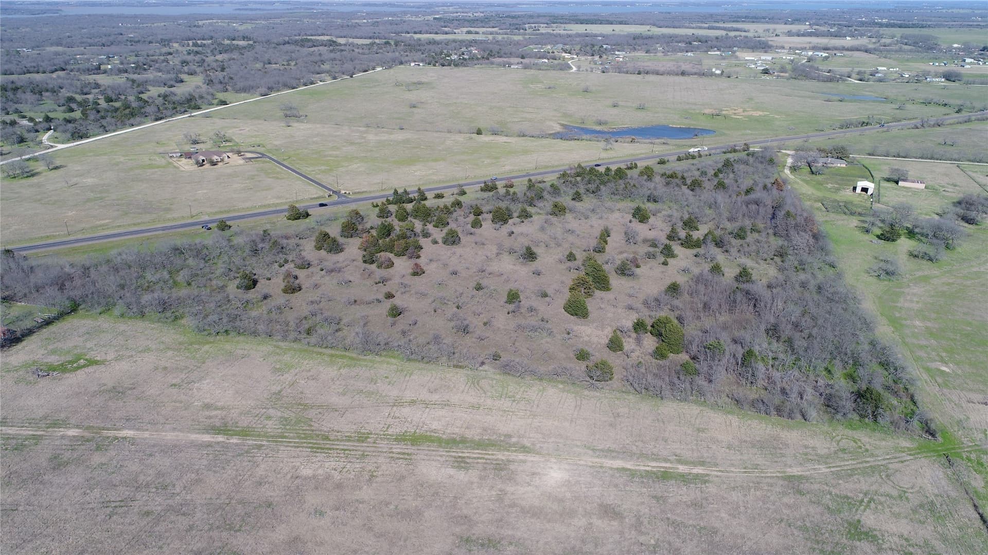 18.58 acres in Navarro County - photo 10