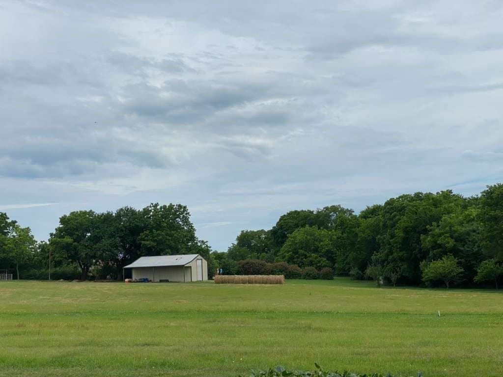 3.43 acres in Collin County gallery image 4