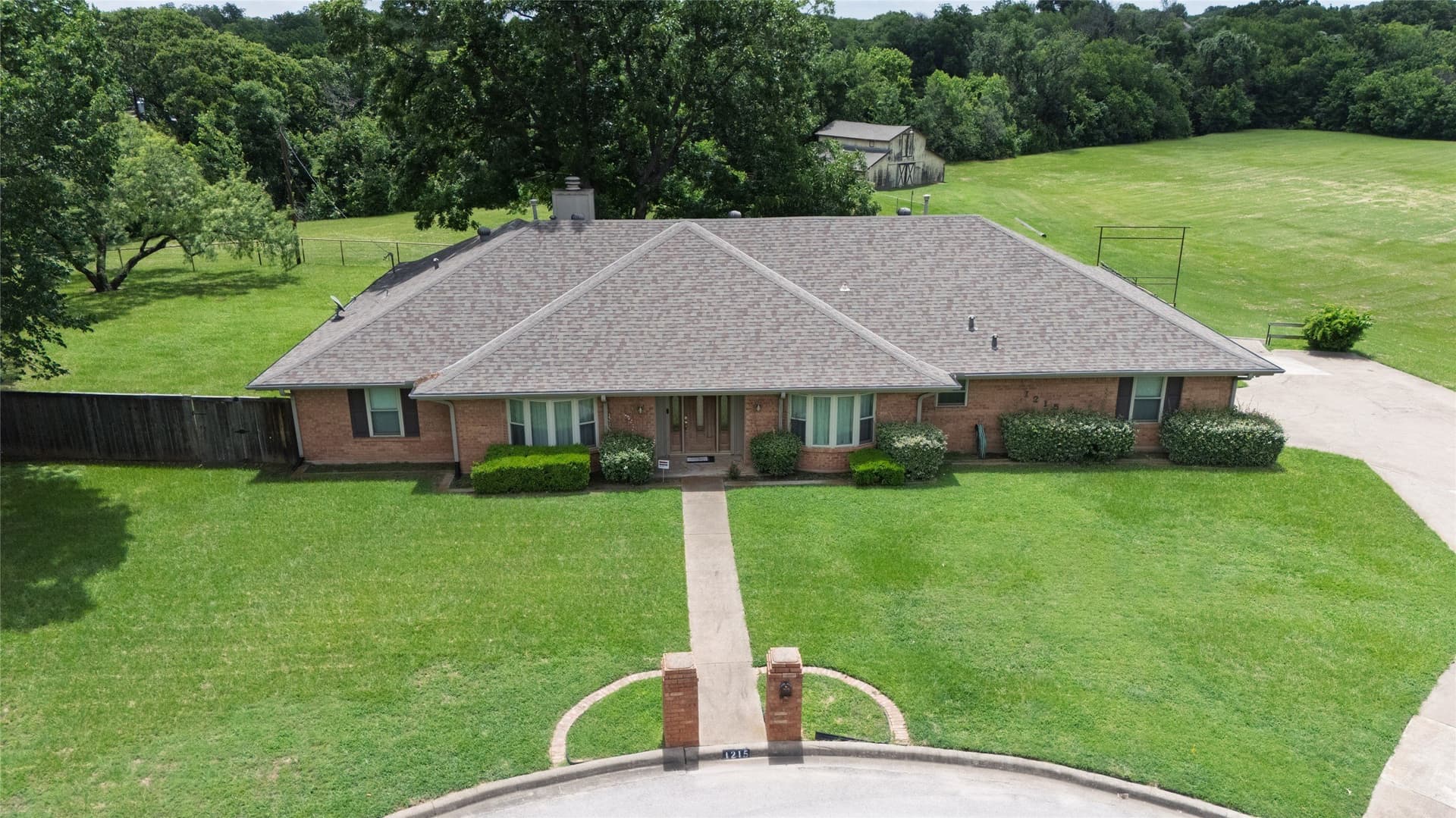 4.71 acres in Tarrant County gallery image 2